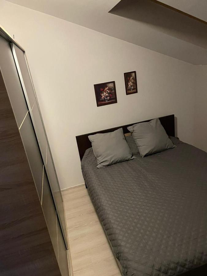 Apartament 2 Camere Chiajna Exterior foto